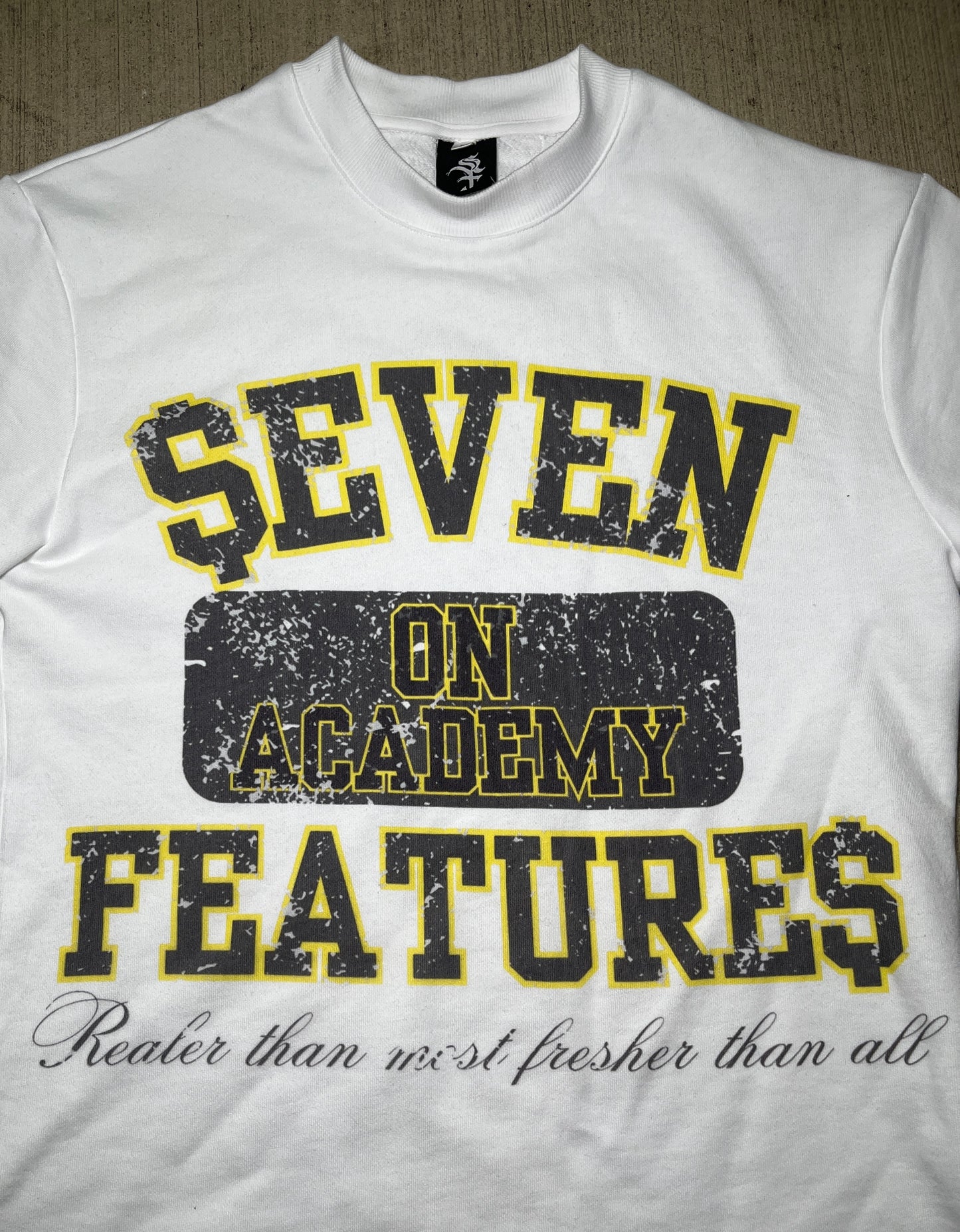 ON ACADEMY TEE (WHITE)